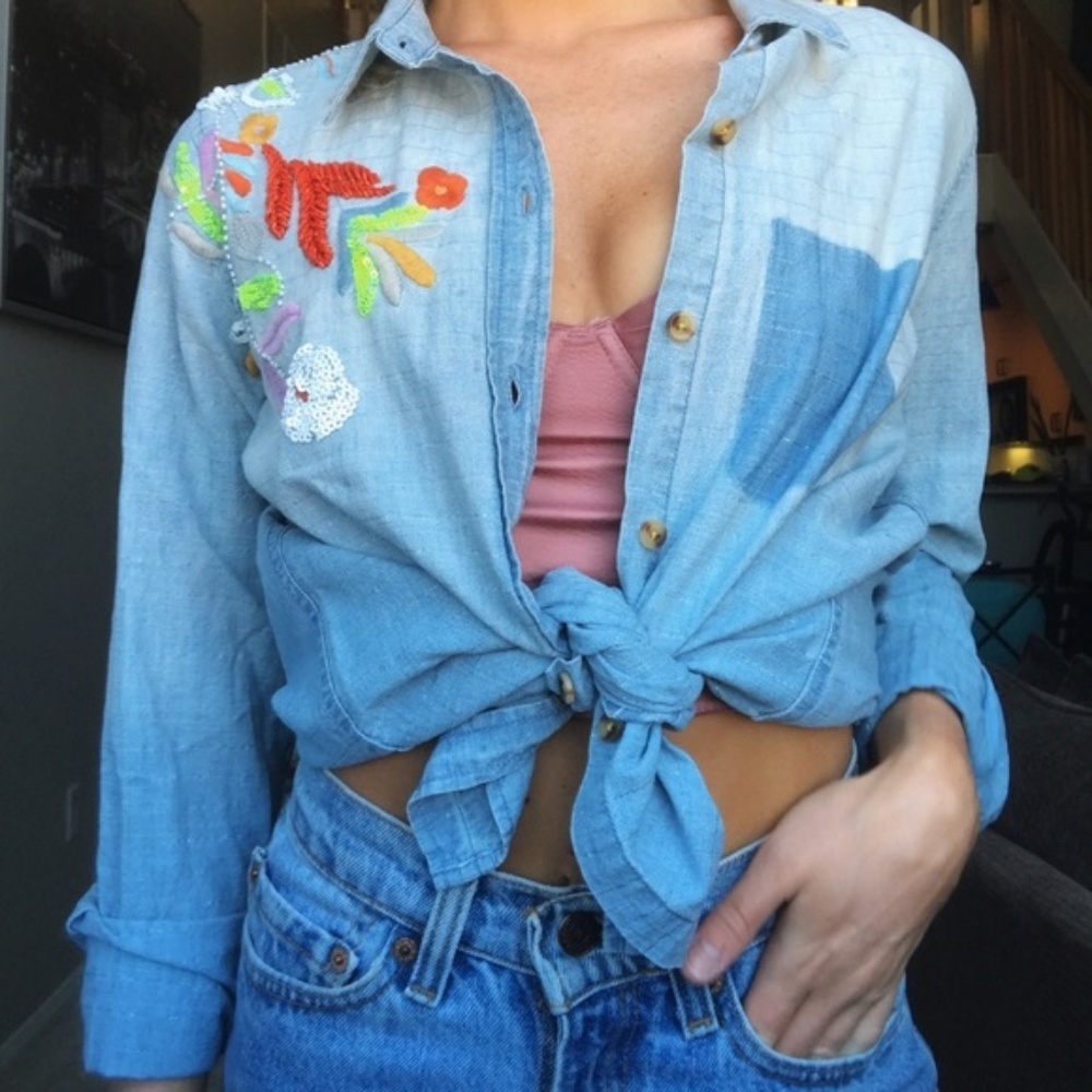 Anthropologie Denim button blouse w/ embroidery
